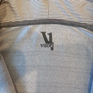 Vuori Men’s hoodie size large